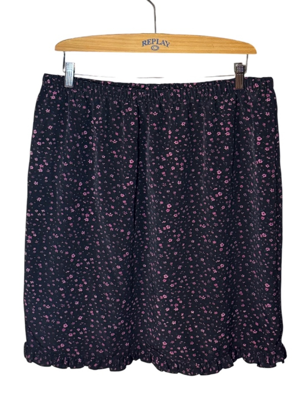 2/$25 Vintage Encore Black and Pink Floral Skirt with Bottom Ruffle Size 18